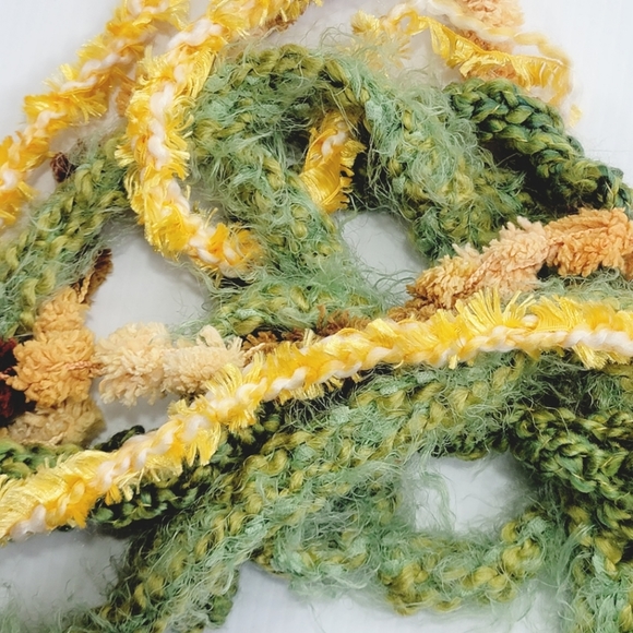 Funky Lady One-of-a-kind Artsy Handmade Flower Scarf - Picture 5 of 12